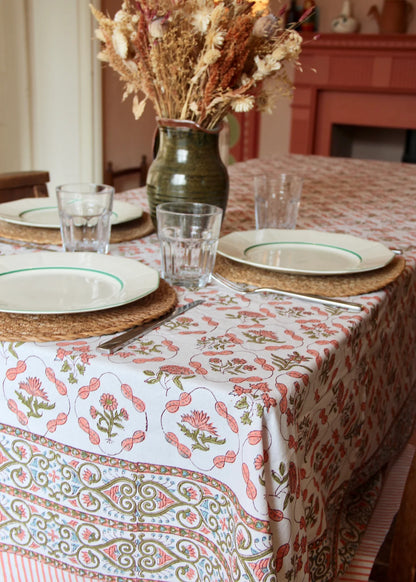 NUTHURST Tablecloth