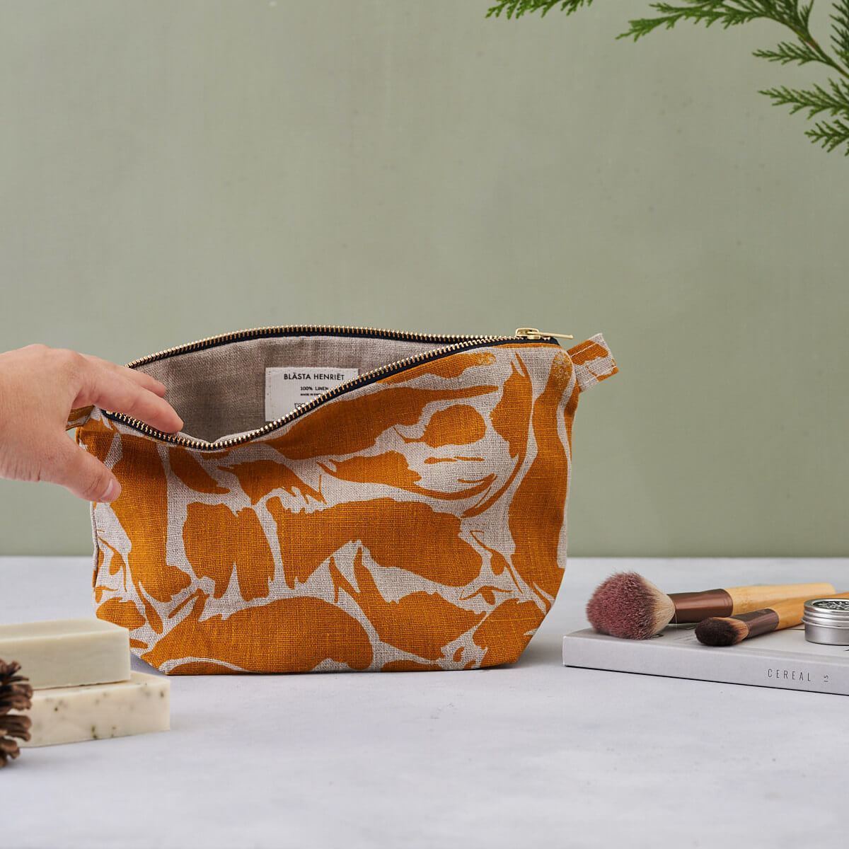 Large Wash Bag - Yellow