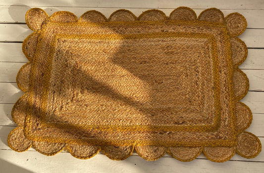 Ochre Scalloped Jute Doormat / Small Rug