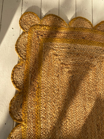 Ochre Scalloped Jute Doormat / Small Rug